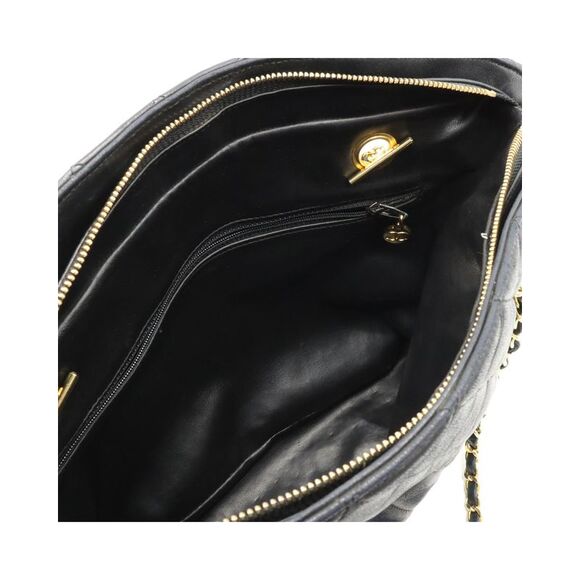 Pre Loved Chanel  255 Reissue Black Quilted Leather Shoulder Bag - Picture 5 of 8